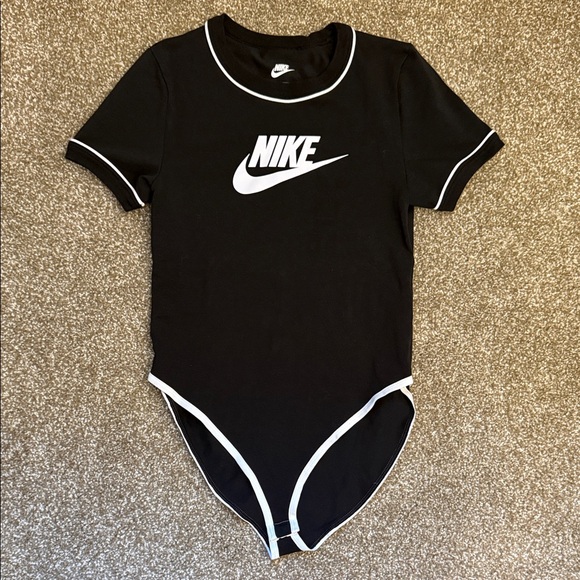Nike Black Bodysuit with White Accents NWOT - Picture 1 of 3